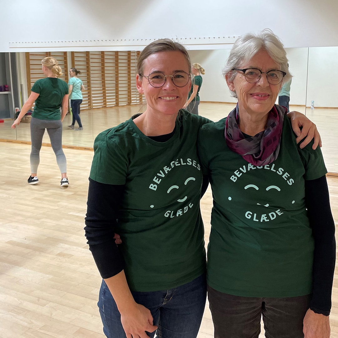 Sparekassen Kronjylland har doneret 25.000 kr. til foreningen Bevægelsesglæde i Aarhus, der tilbyder danse- og gymnastikhold for børn, unge og voksne med udviklingshandicap og generelle indlæringsvanskeligheder.